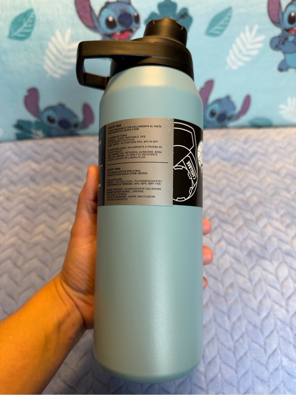 Camelbak Chute Mag Stainless Steel Water Bottle in Light Blue with Black Lid - Picture 2 of 3